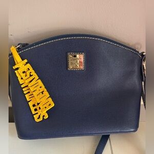 NWOT Dooney & Bourke West Virginia WVU Suki Crossbody Tailgate Bag Navy/Yellow